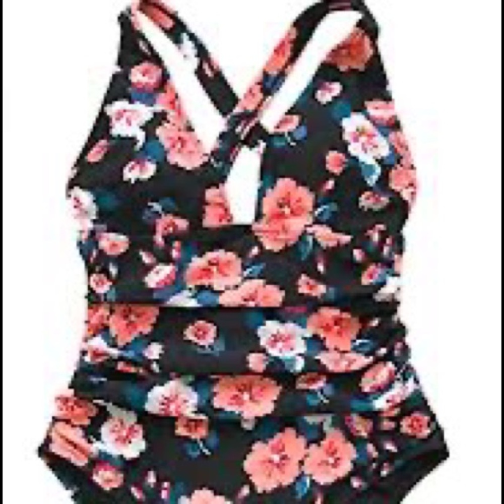 Cupshe Flashing Spray one piece floral swimsuit black pink maillot swim flatters